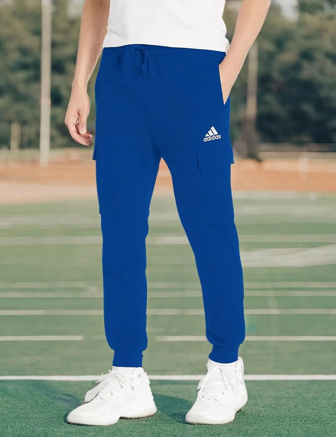 adidas Men's Essentials Fleece Regular Tapered Cargo Pants