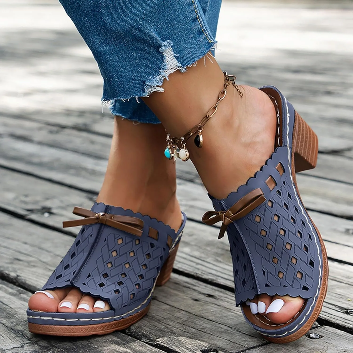 Chunky Heels Sandals for Women 2025 Arch Support Peep Toe Cutout Lace Up Bow Low Mid Heel Slip On Block Sandal Ladies Comfy Summer Slides Orthopedic Casual Shoes for Outdoor Indoor Daily Wear