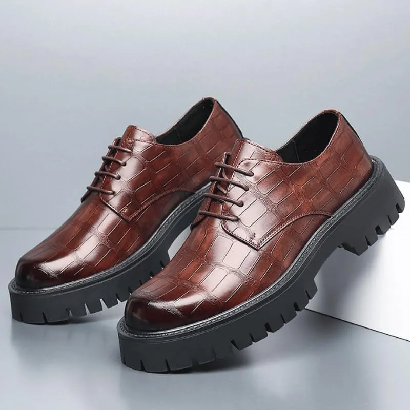 Men's Breathable Leather Wingtip Brogue Oxfords Modern Leather Business Casual Scale Pattern Comfort Formal Shoes Comfortable Round Toe Lace Up Loafers