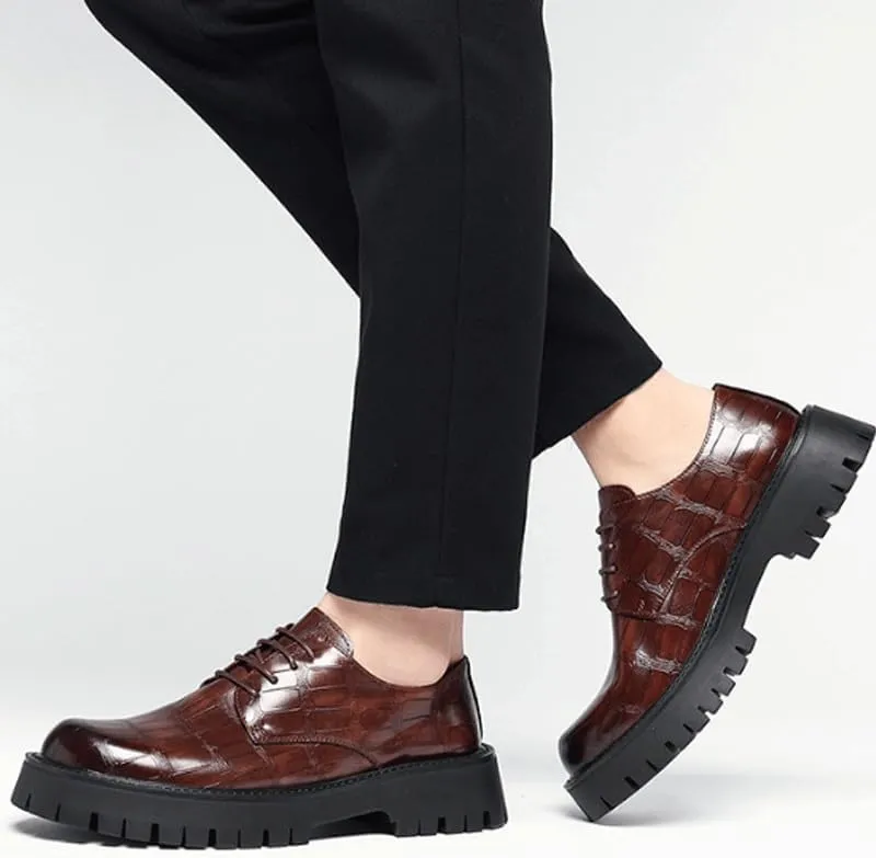 Men's Breathable Leather Wingtip Brogue Oxfords Modern Leather Business Casual Scale Pattern Comfort Formal Shoes Comfortable Round Toe Lace Up Loafers