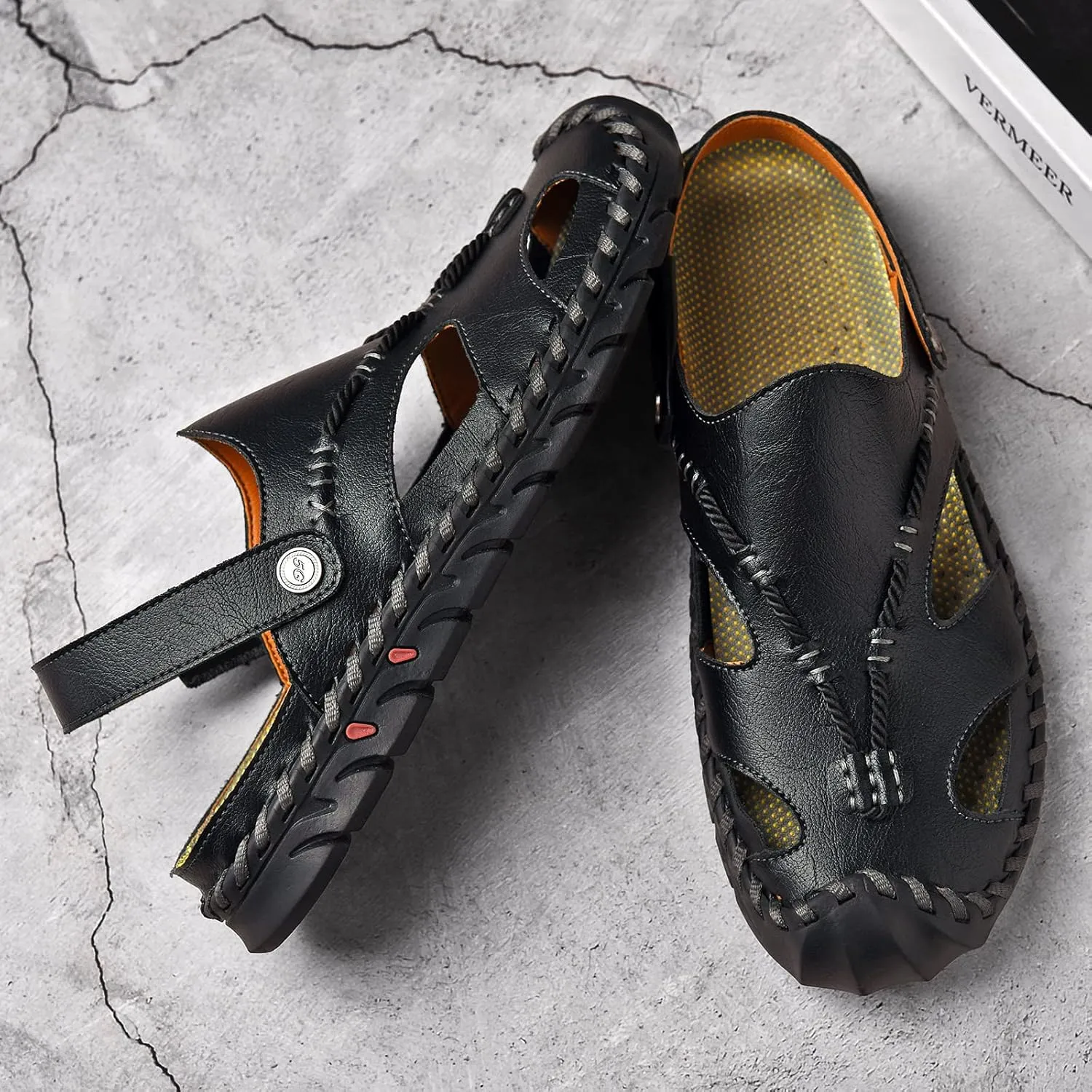 Mens Sandals Leather Closed Toe Outdoor Summer Anti-Slip Beach Sandals