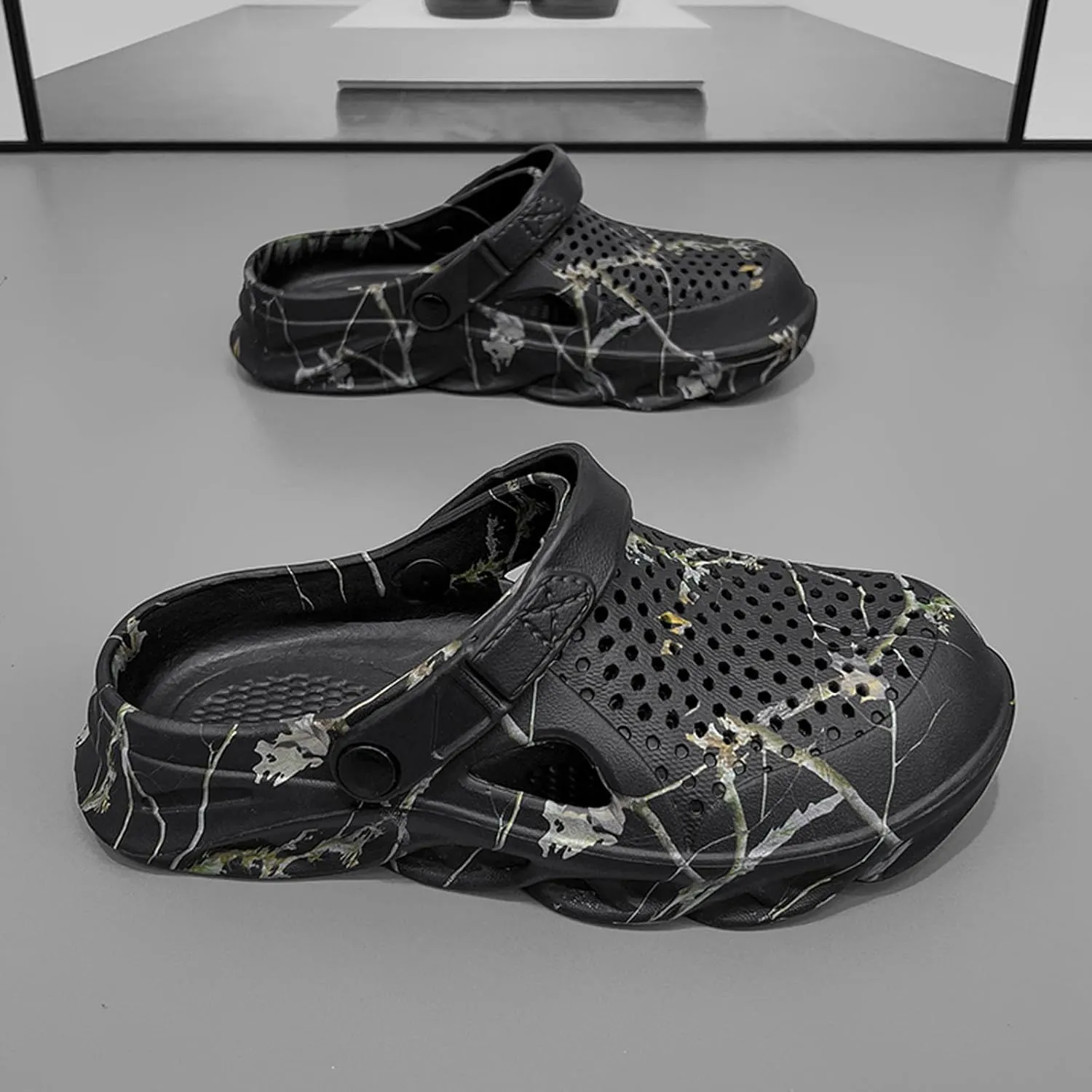 SECHRITE Mens Clogs - Slip-on Garden Shoes Mules for Men - Fashion Outdoor Beach Sandals Cushioned Supportive
