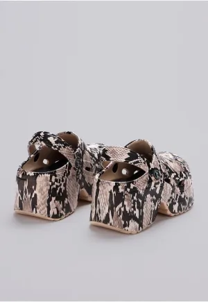 Women's Platform Clogs Slip On Slides Shoes Beach Sandals Gardener Clog Hight Heels Mule Slippers Garden Shoes Sandals