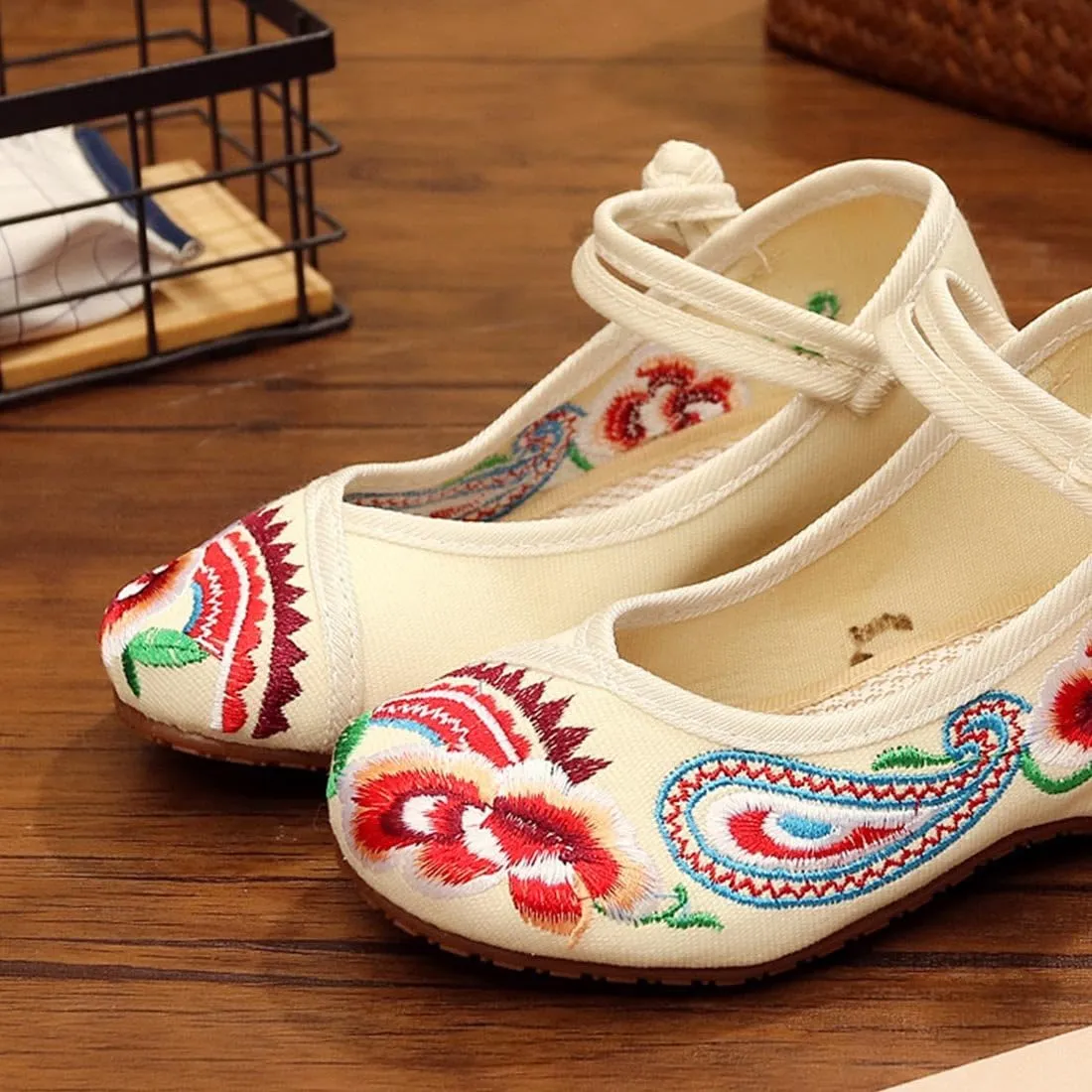 YIBLBOX Girls Chinese Traditional Flower Embroidered Oxfords Shoes Dancing Ballet Canvas Loafers Mary Jane