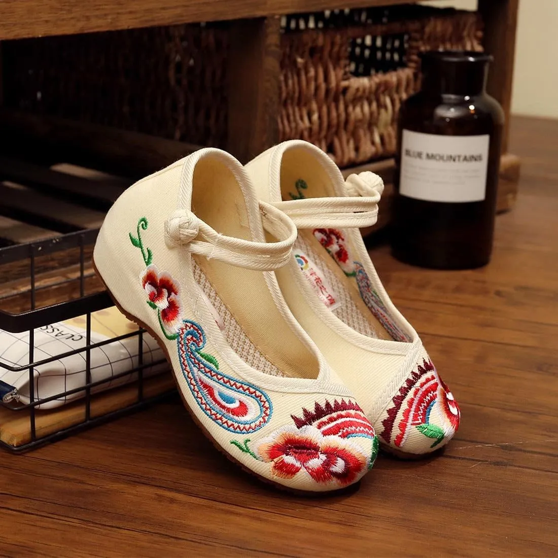 YIBLBOX Girls Chinese Traditional Flower Embroidered Oxfords Shoes Dancing Ballet Canvas Loafers Mary Jane